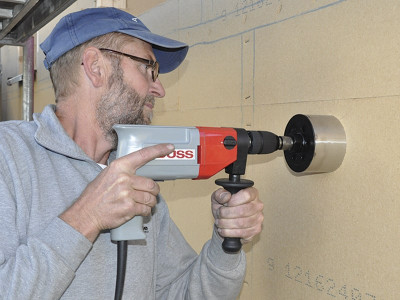aplicación-para-paneles-aislantes-de-fibra-de-madera-lfa-hole-cutter