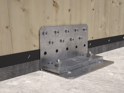 aplicación-soporte-angular-para-madera-y-hormigón-titan-s